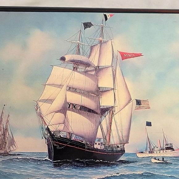 Wooden Storage/Jewelry/Stash Box with Ships 10.5" x 6.75" x 3" - Picture 3 of 12